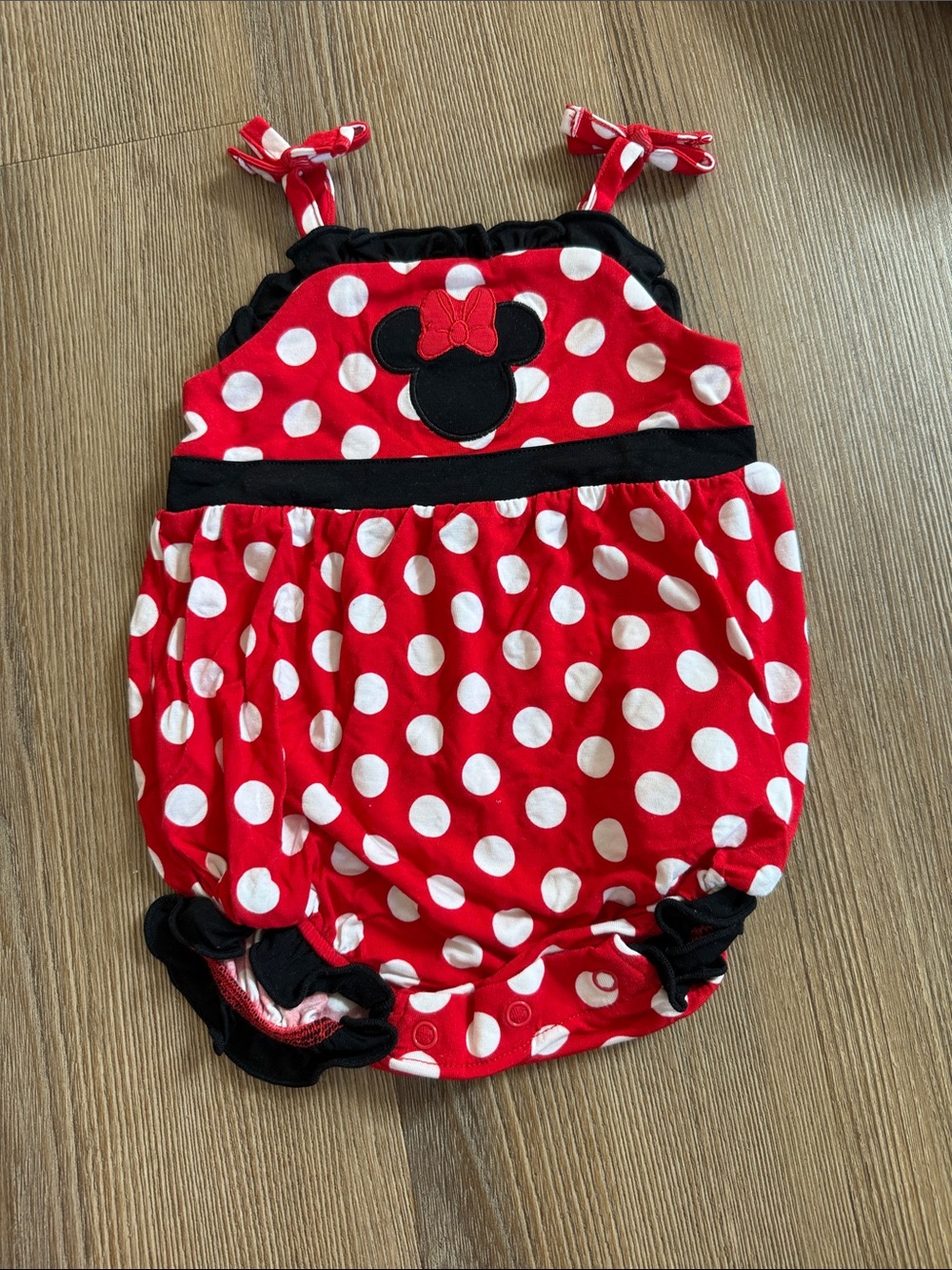 NWOT Posh Peanut x Disney minnie bubble romper